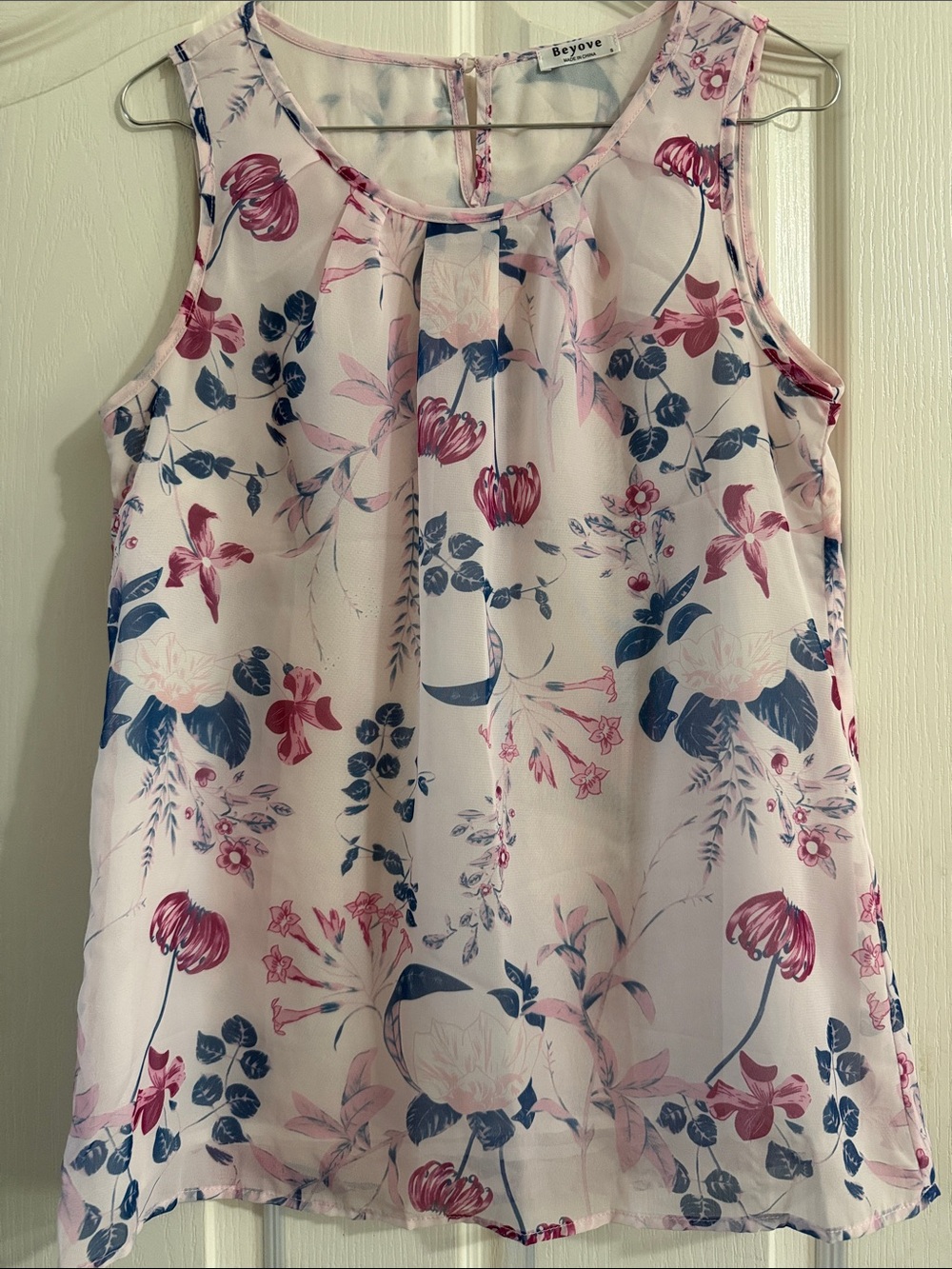 Beyove Pink Floral Sleeveless Top